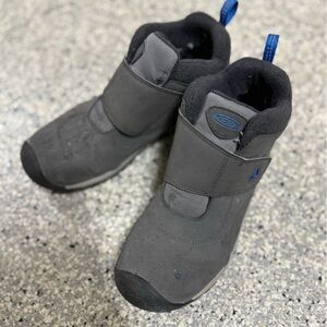 Keen kootenay waterproof boots - big kids size 5Y